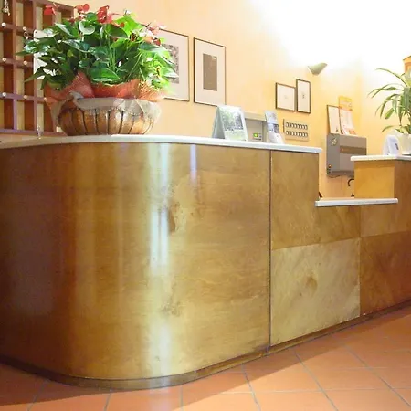 Otel Ristorante La Scaiola 2*